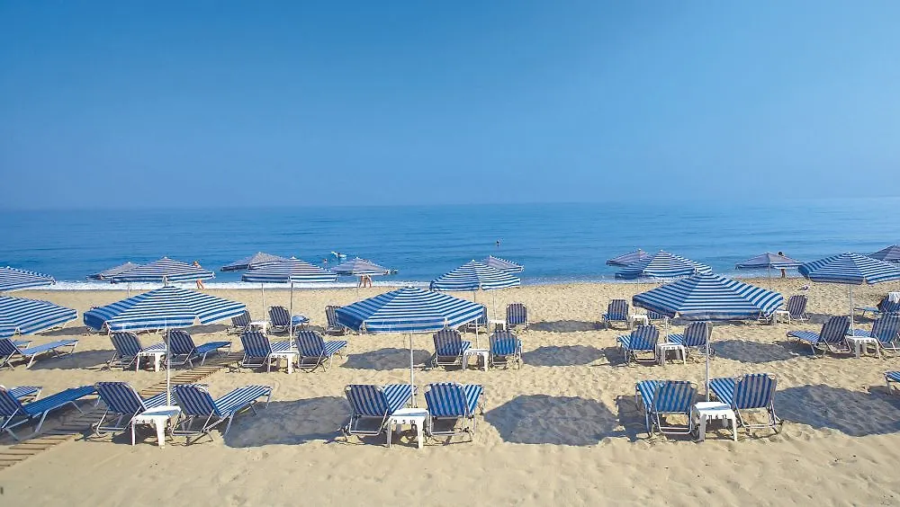 Atlantis Beach Hotel 레팀노