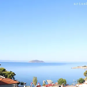 Aria's House & Νέος Μαρμαράς