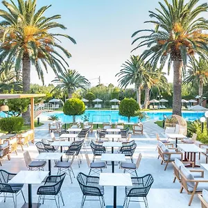 4* Отель May Beach Hotel